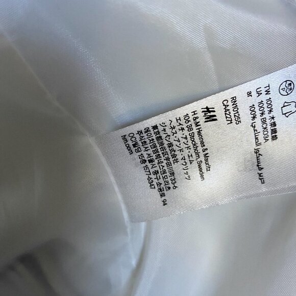 H&M White and Grey Striped Wrap Top Black Tie Belt Womens Small - Picture 10 of 10